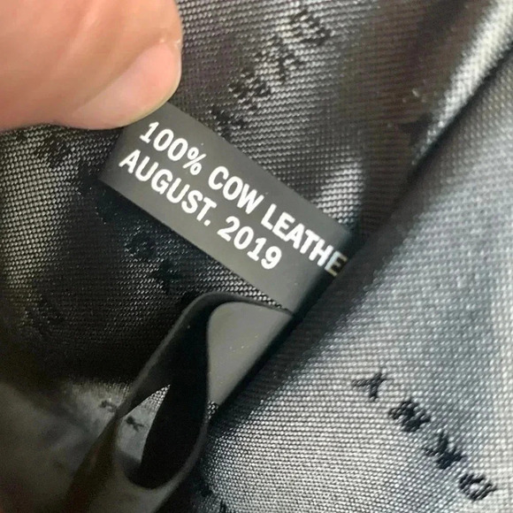 DKNY Bryant red Saffiano leather backpack with gold hardware - Picture 11 of 15